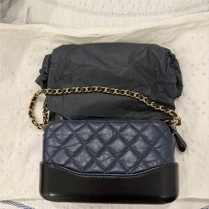 Chanel Gabrielle Clutch with Chain Navy/Black